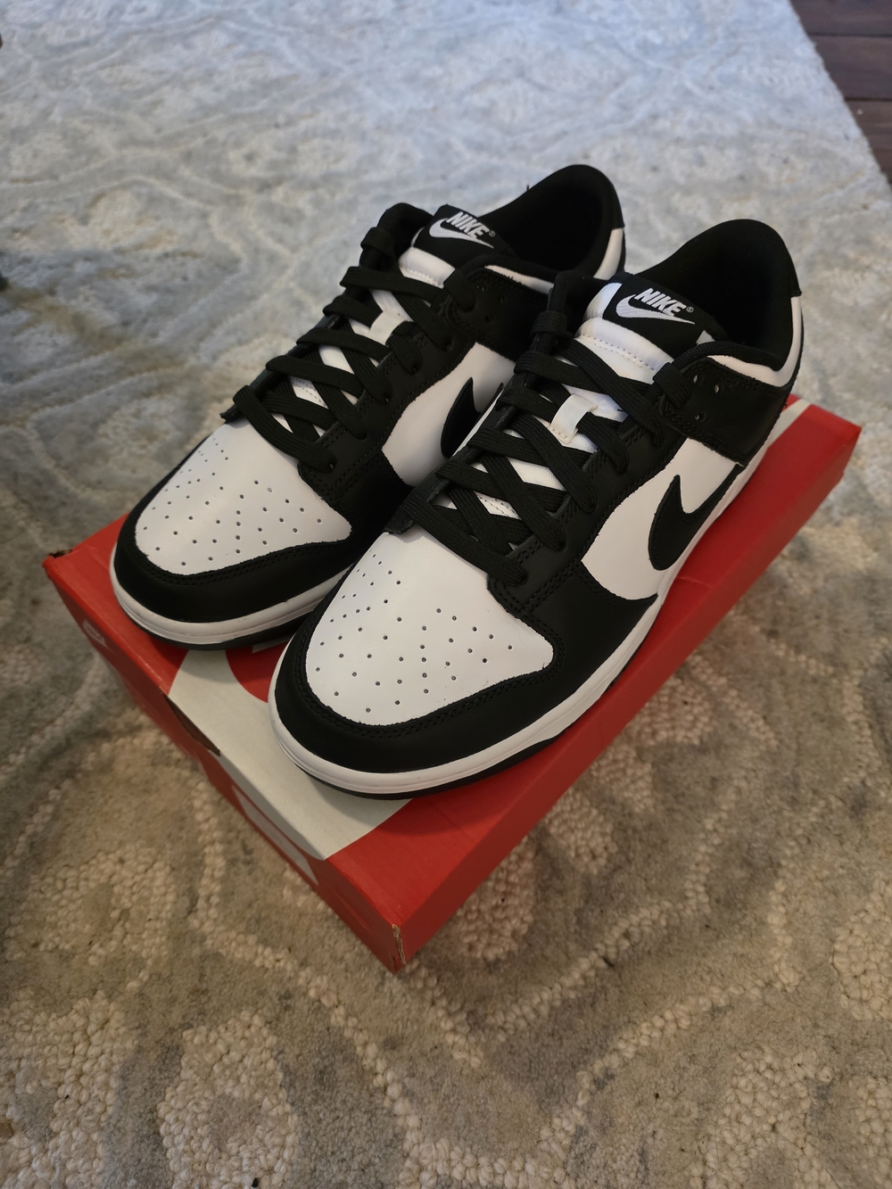 Nike Dunk Low Retro Panda Black White Men’s Size 10.5 New w/ Box